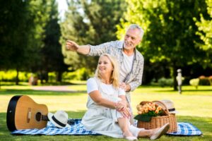 7 نکته برای به تأخیر انداختن روند پیری و حفظ شادابی بدنتان